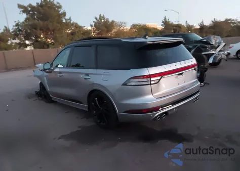 2023 Lincoln Aviator Black Label z USA, uszkodzony, nr VIN 5LM5J9XC1PGL33177